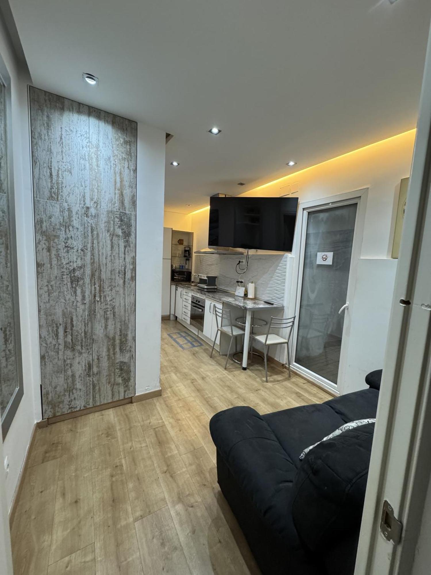Apartamento Con Patio En Madrid Centro Exteriör bild