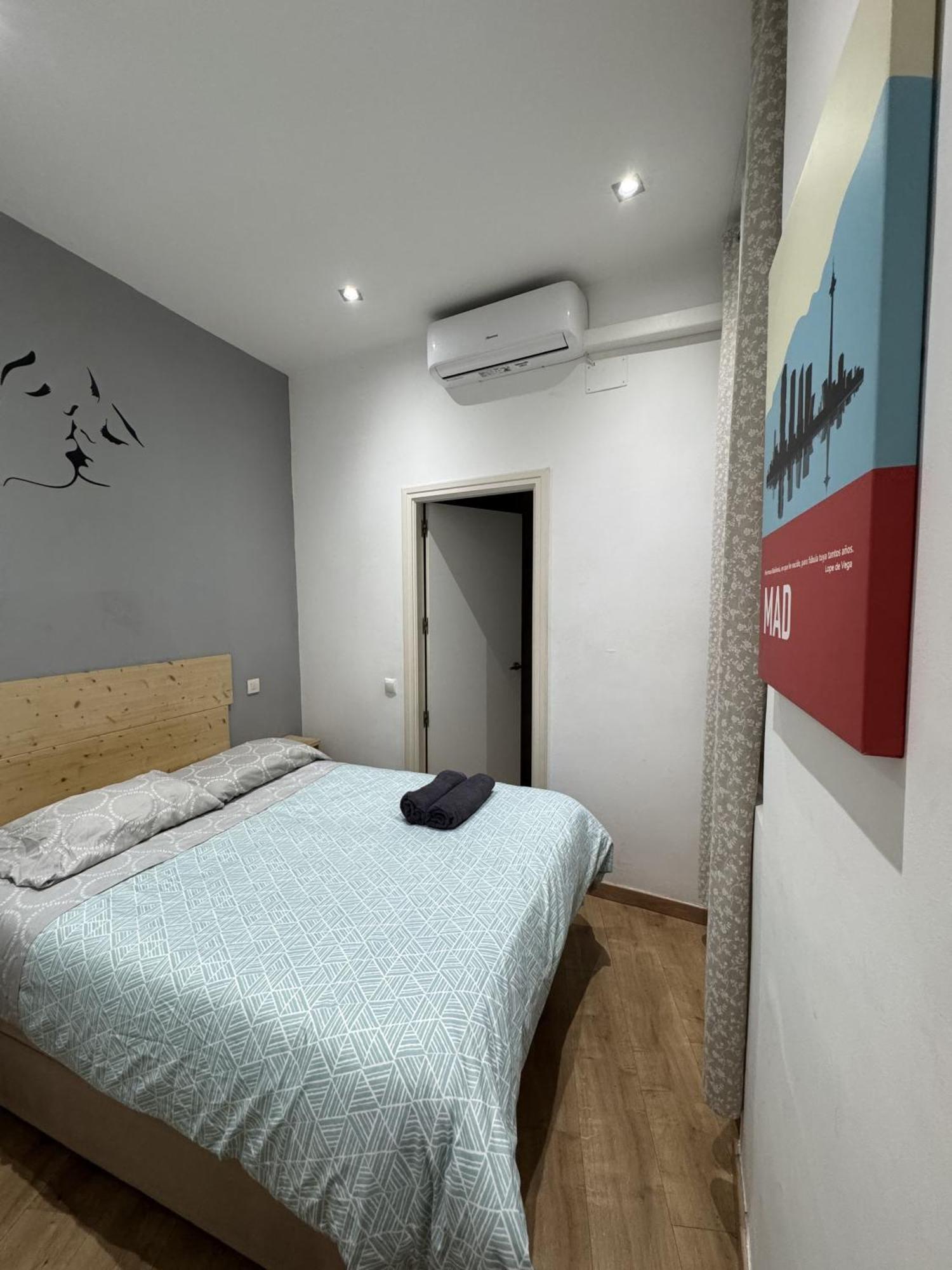 Apartamento Con Patio En Madrid Centro Exteriör bild