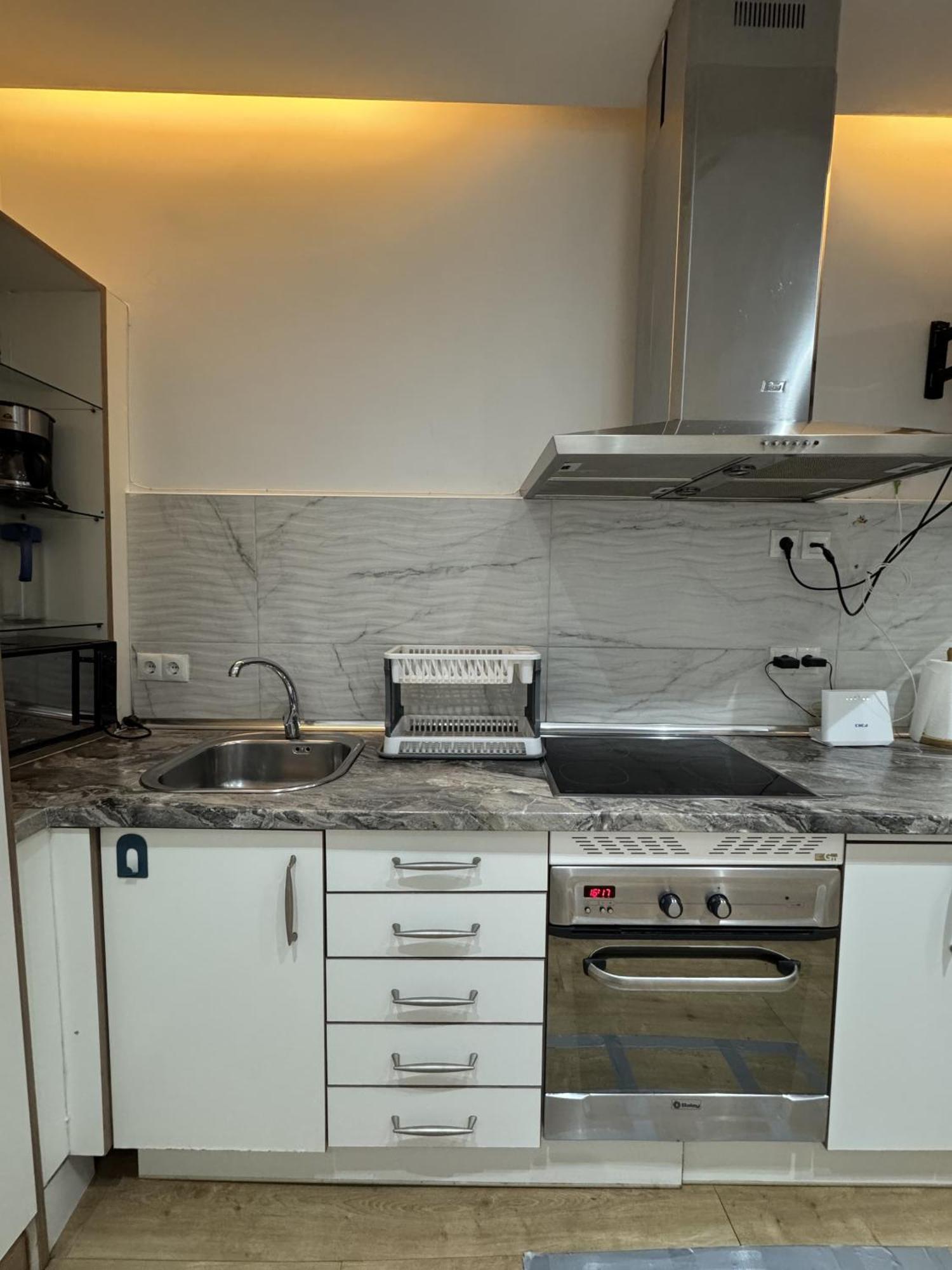 Apartamento Con Patio En Madrid Centro Exteriör bild